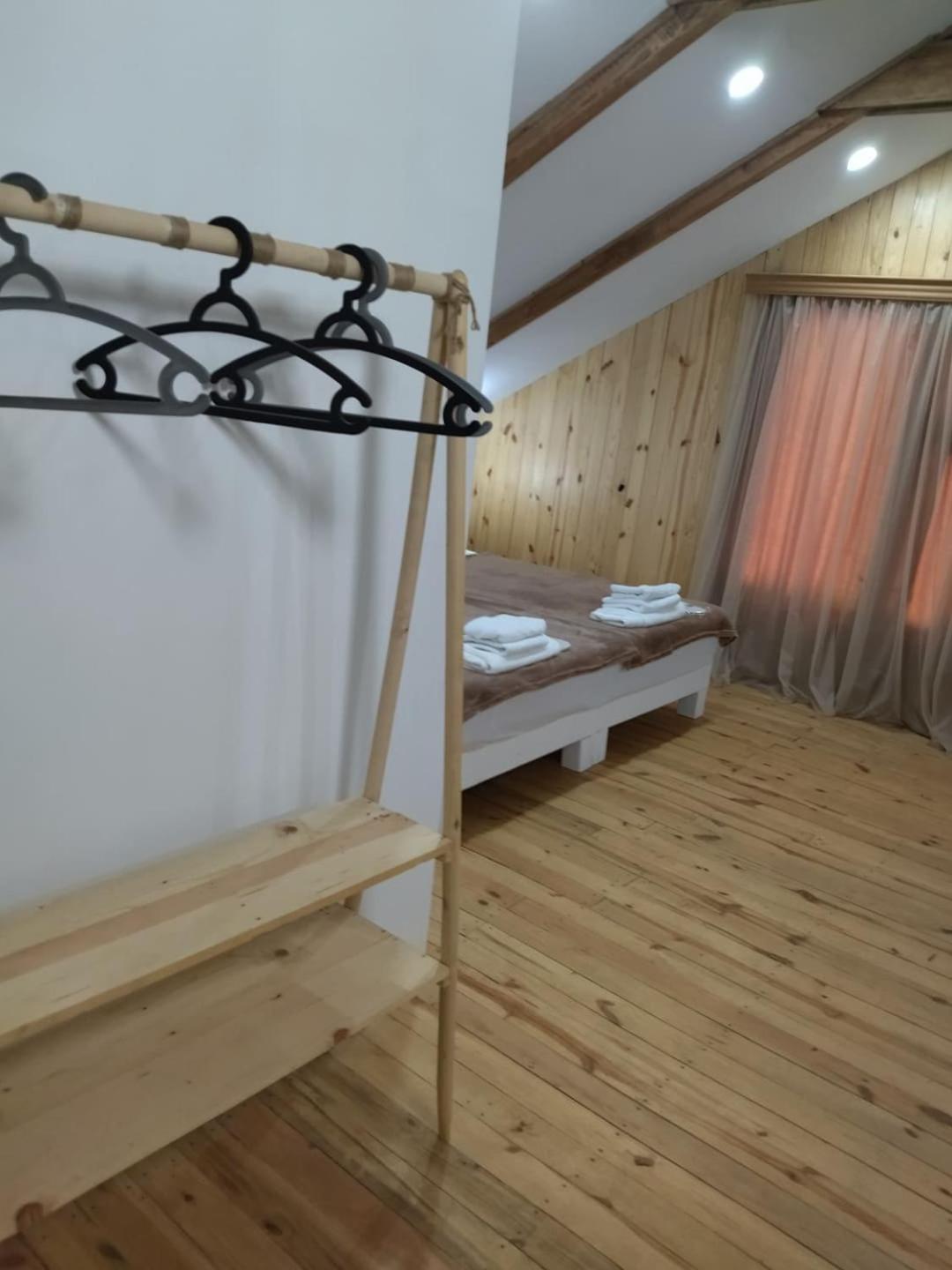 Hotel Alismereti Zekari Exteriér fotografie